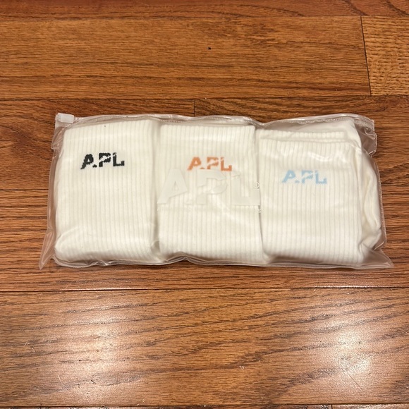 APL Accessories - NEW APL Lux Logo Sock 3-Pack